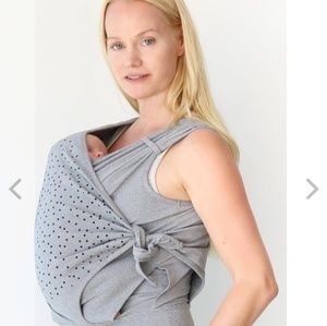New Nesting days baby carrier/ baby wearing shirt